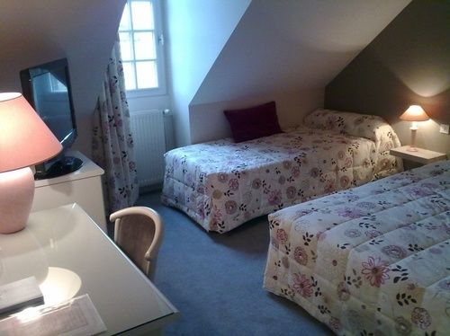 Logis La Marjolaine Hotel Moulay Bagian luar foto