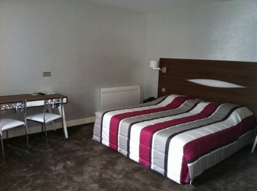 Logis La Marjolaine Hotel Moulay Bagian luar foto